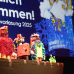 3 bunte Pneumatik-Wesen